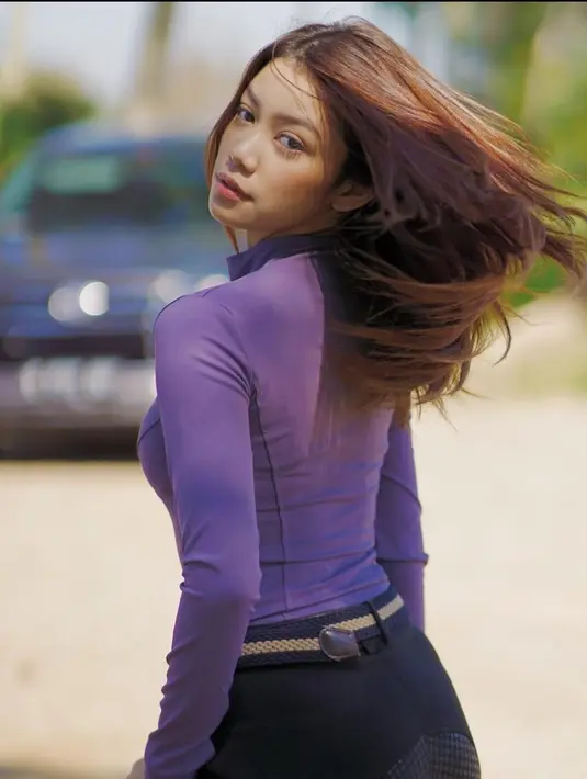 Potret Regina Phoenix Kekasih Baru Okin (Sumber: Instagram/reginaaphx)