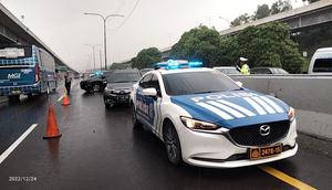 Jasa Marga memberlakukan skema lalu lintas lawan arah (contraflow) dari Km 47 (Karawang) hingga Km 61 (Dawuan) Jalan Tol Jakarta-Cikampek arah Cikampek. (Dok Jasa Marga)