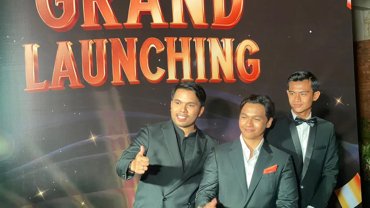 Thariq Halilintar dan Pratama Arhan produk KEEM.