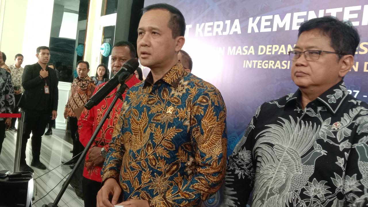 Menteri Iftitah Buka Suara soal Warga Kalbar Tolak Program Transmigrasi