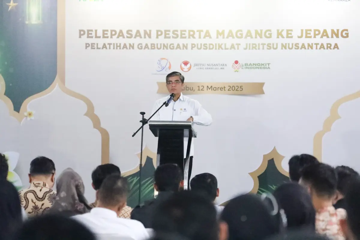 Menaker Yassierli Titipkan Empat Pesan Penting kepada Peserta Pemagangan ke Jepang