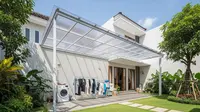 8 Desain Kanopi Jemuran Belakang Rumah yang Tidak Bikin Gelap, Rapi &amp; Tahan Hujan