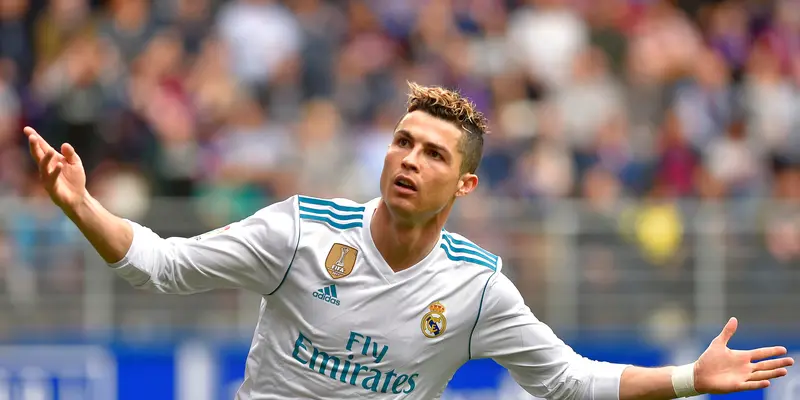 Gaya Ronaldo Saat Cetak Dua Gol ke Gawang Eibar