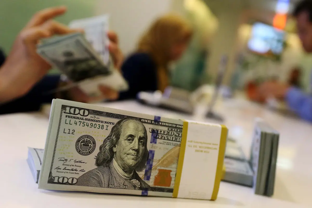 Rupiah Menguat Tipis atas Dolar