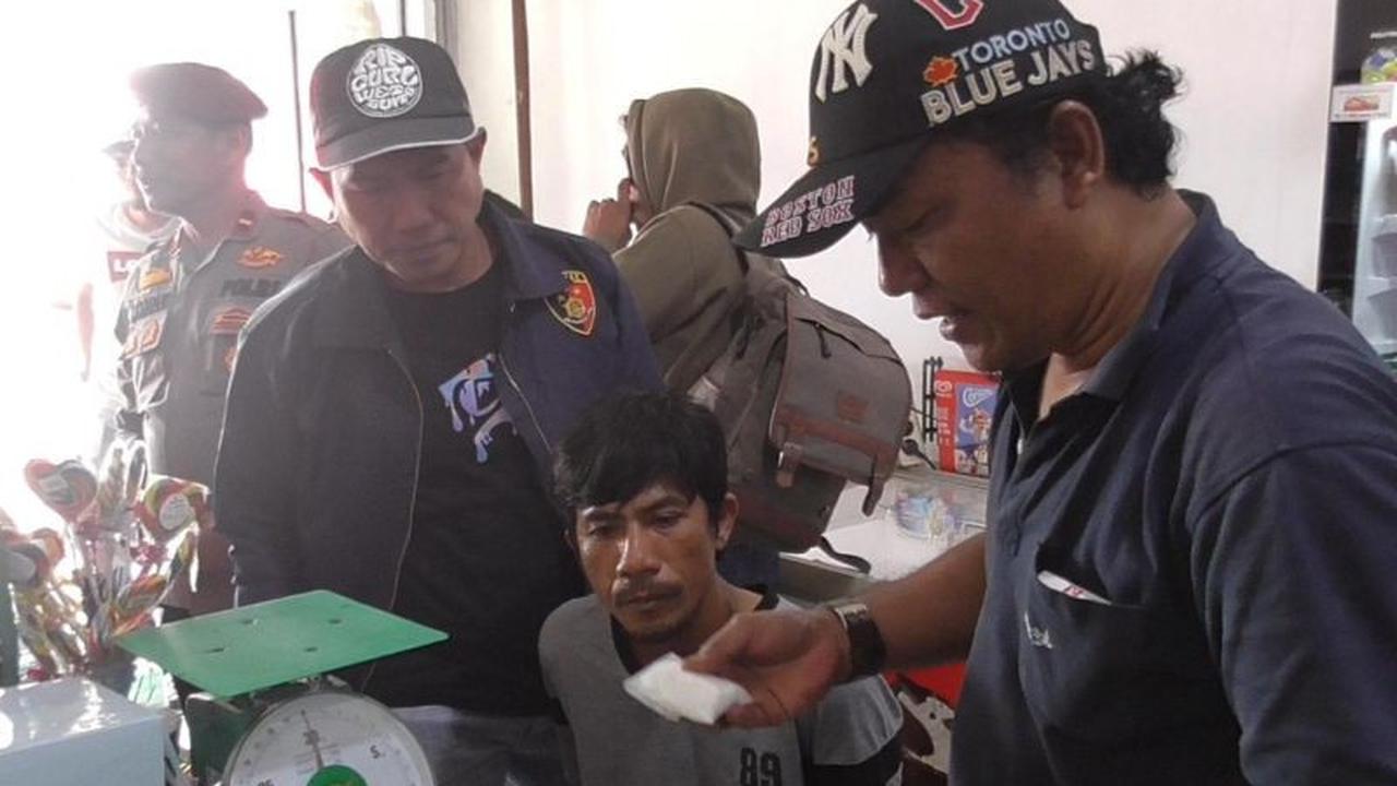Polisi Bukittinggi Gagalkan Pengiriman Sabu dalam Kerupuk Sanjai ke Bekasi