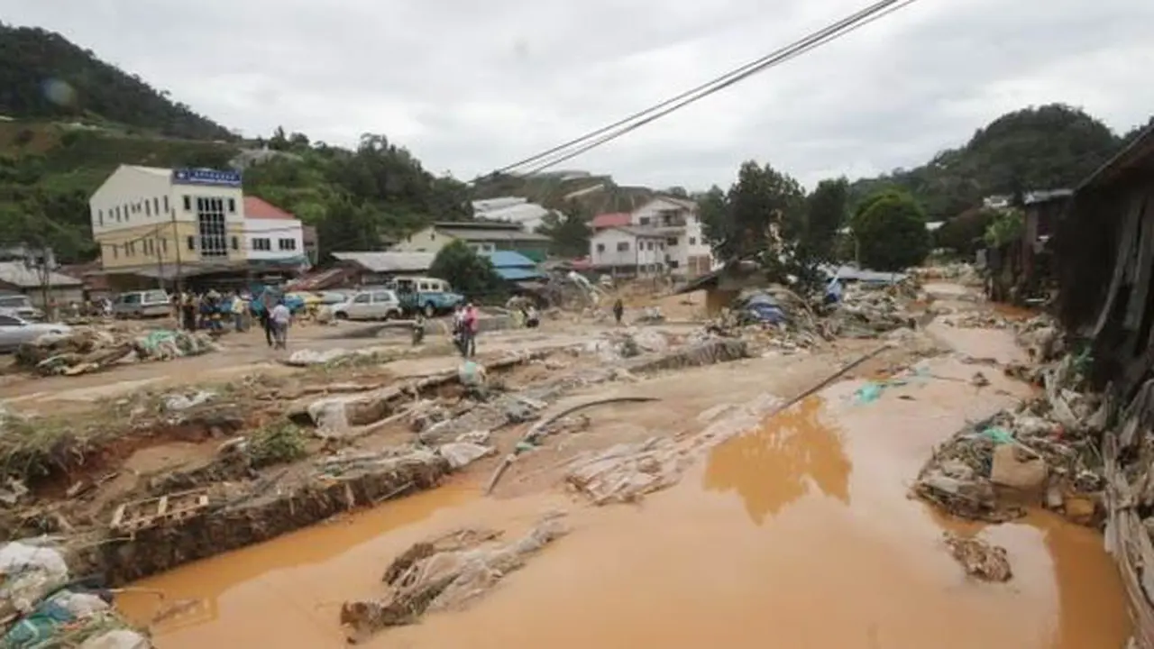 banjir-malaysia-131023b.jpg