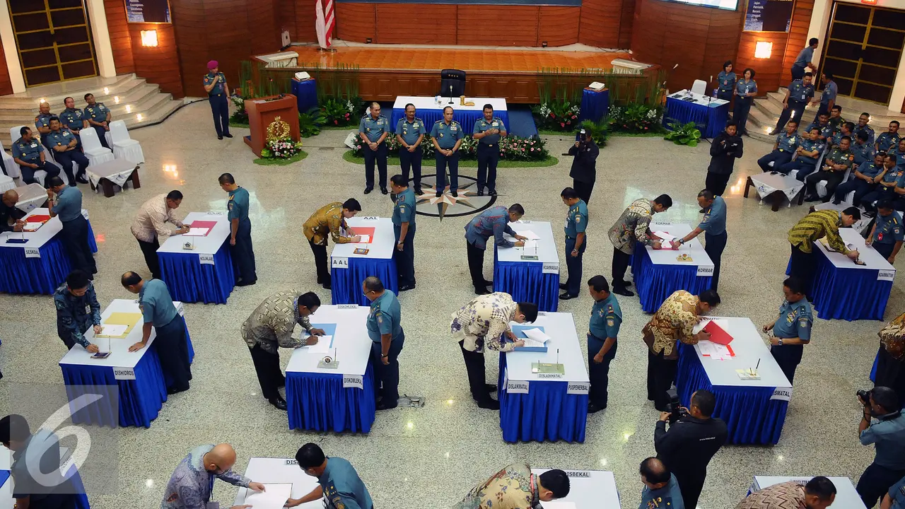 20160107-TNI AL Lakukan MoU dengan Sejumlah Mitra-HEL 