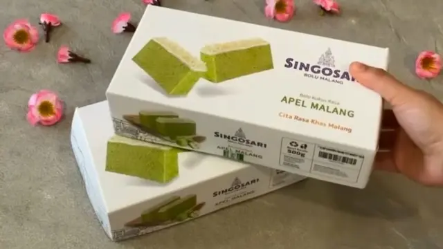Bolu Malang Singosari oleh-oleh kekinian Kota Malang https://www.instagram.com/reel/DCeHT6Yp-DY/?igsh=MWhzNzBpZ3V0NGhmeg==