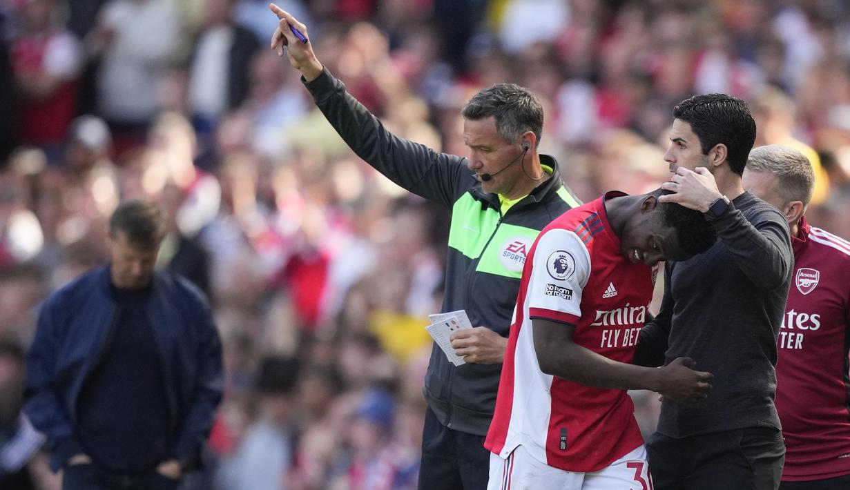 <p>Sedangkan bagi pasukan Mikel Arteta, kemenangan 2-1 ini membuat mereka kukuh di zona Liga Champions menempati posisi ke-4 dengan koleksi 66 poin, bahkan Arsenal bisa saja menyalip Chelsea yang hanya berselisih 1 poin di posisi ketiga saat keduanya masih memiliki tiga laga sisa di depan. (AP/Frank Augstein)</p>