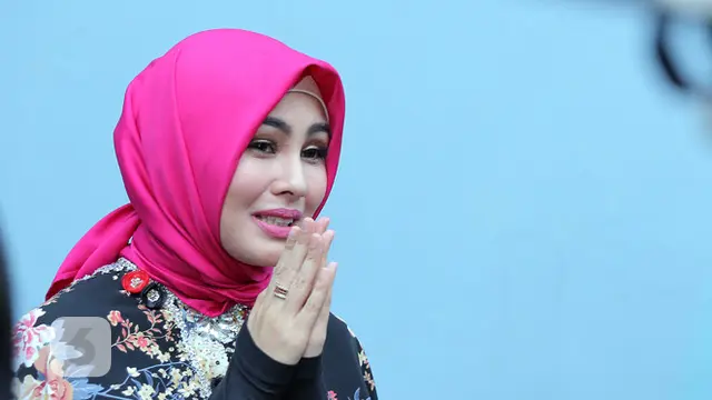 [Bintang] Kartika Putri Berhijab