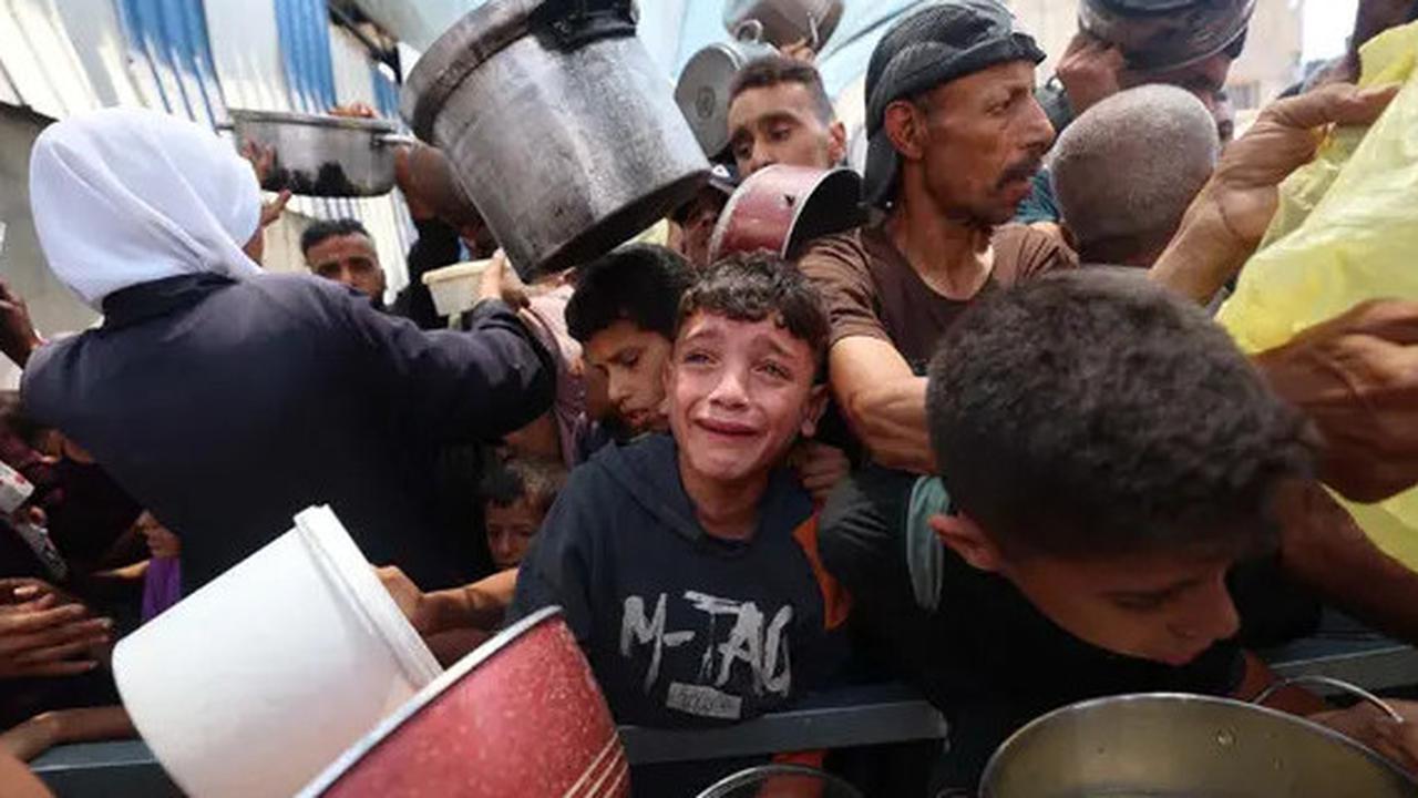 Badan PBB: Dalam 3 Pekan Hanya 700 Truk Bantuan yang Masuk ke Gaza, Jumlah Itu Hanya Cukup untuk Satu Hari