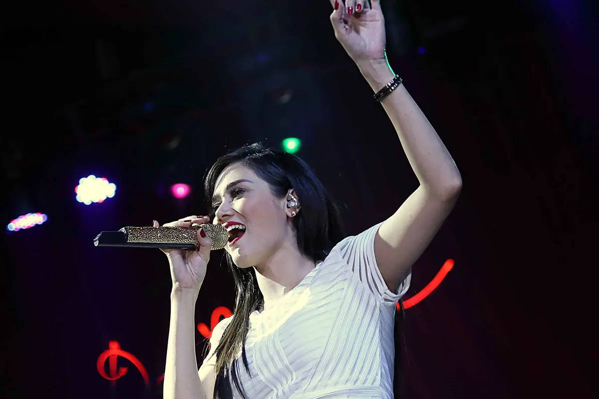 [Bintang] Mulan Jameela