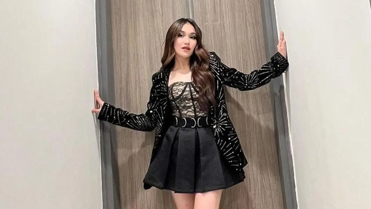 [Fimela] Ayu Ting Ting