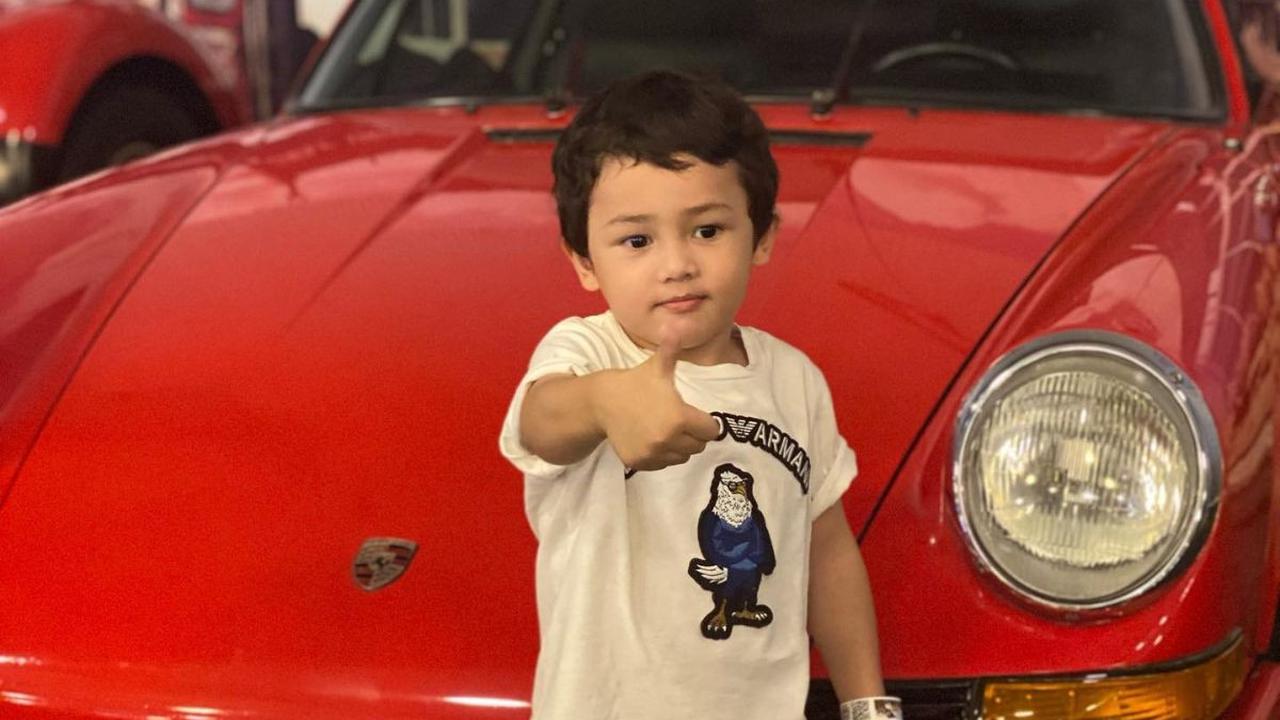 Potret Saka langsung mencuri perhatian netizen. Potretnya begitu lucu dan menggemaskan.