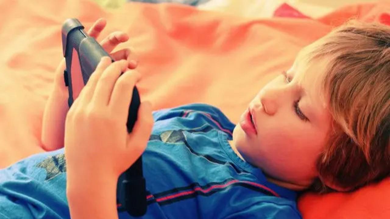 Cara Efektif Mencegah Kecanduan Gadget pada Anak