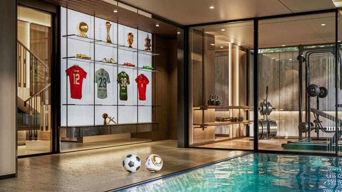 6 Desain Rumah Baru Pratama Arhan, Mewah dengan Kolam Renang dan Ruang Gym