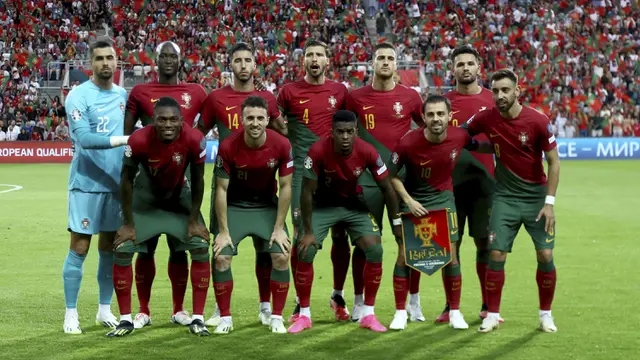 Foto: Cristiano Ronaldo Absen Akibat Akumulasi Kartu Kuning, Timnas Portugal Bantai Luksemburg di Kualifikasi Euro 2024