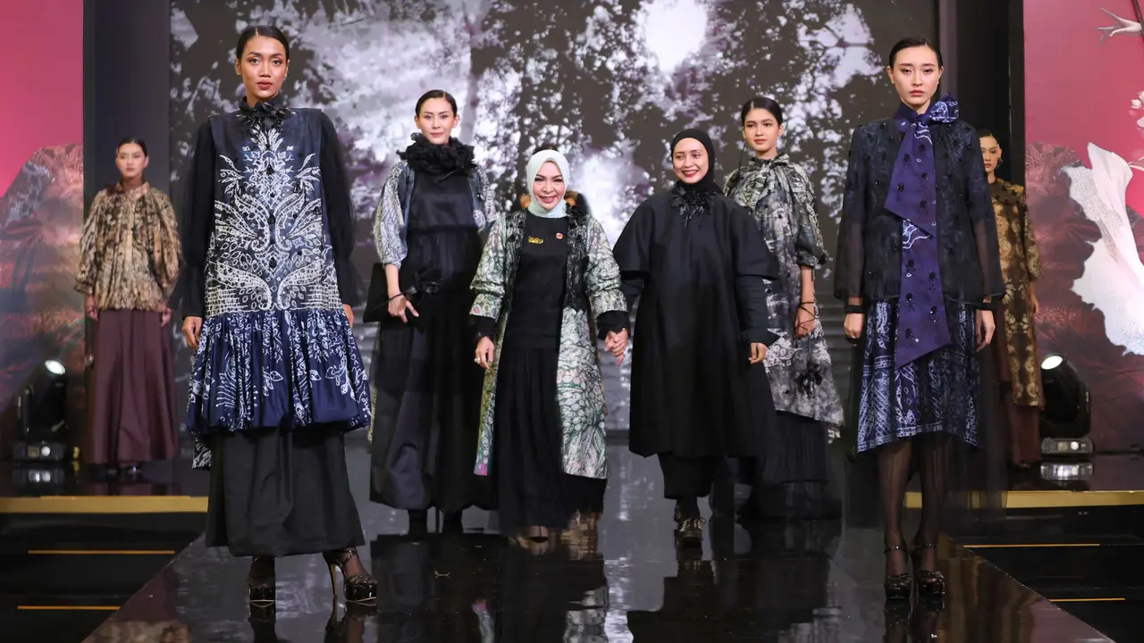 Keseruan Hari Pertama Parade Wastra Nusantara 2025