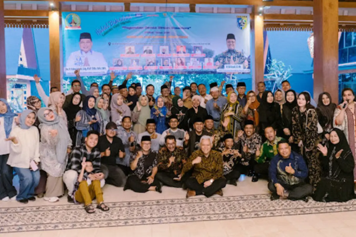 Ketua Umum PDBN (Paguyuban Demak Bintoro Nusantara) Fathan Subchi, menyelenggarakan kegiatan halal bihalal bersama keluarga besar organisasi kemasyarakatannya, Sabtu(18/4) (Istimewa)