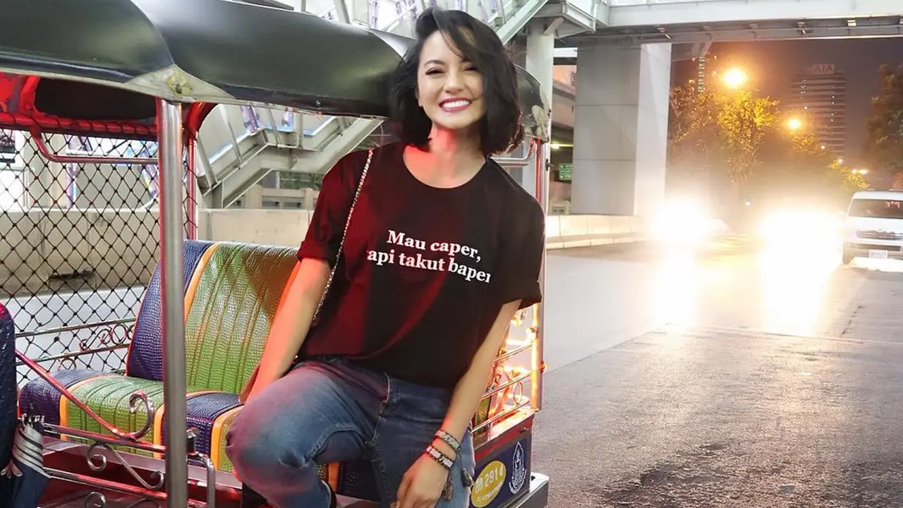 FOTO: Cantiknya Ririn Ekawati Dengan Busana Santai