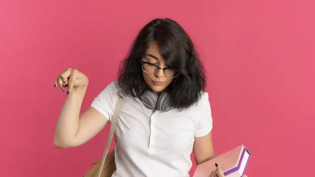 Ilustrasi cepat bertindak dan berpikir/freepik.com/stocking