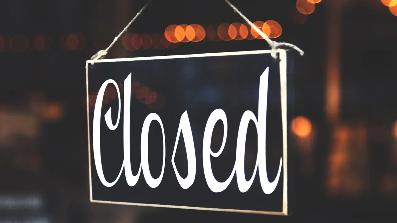 Close Artinya Tutup dan Dekat Pahami Perbedaan dan Cara Penggunaannya