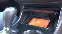 Chevrolet memperkenalkan sistem Active Phone Cooling yang mampu cegah smartphone overheat atau kepanasan (Foto: Worldcarfans). 