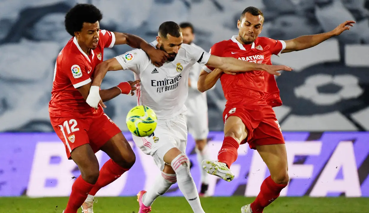 Kehadiran Benzema tentunya akan menambah opsi sekaligus mempertajam lini depan Les Bleus yang sebelumnya telah ada nama beken seperti, Antoine Griezmann, Olivier Giroud hingga Kylian Mbappe. (AFP/Perre-Philippe Marcou)