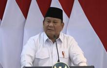 VIDEO: Prabowo Blak-blakan Depan Para Menteri Sembari Tepuk Perut: Jangan Terlalu Pedas!