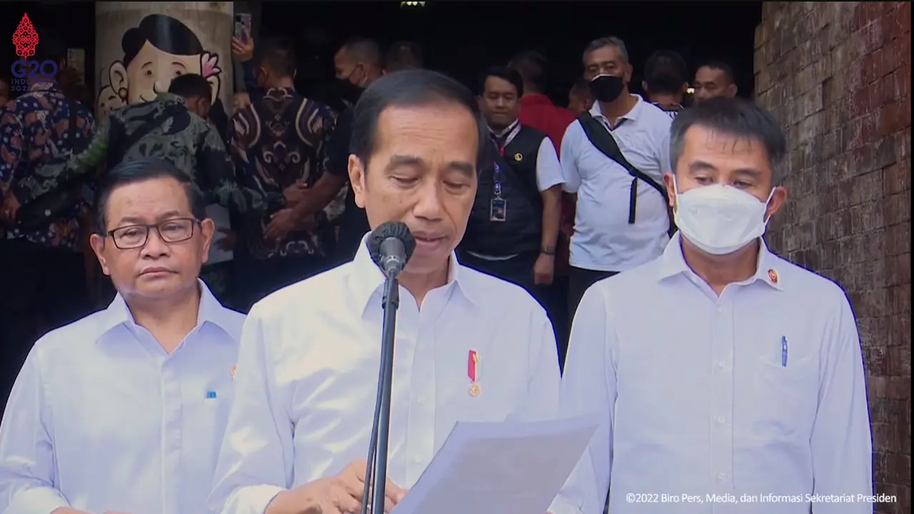 Presiden Jokowi di Denpasar, Bali, usai G20 Summit.