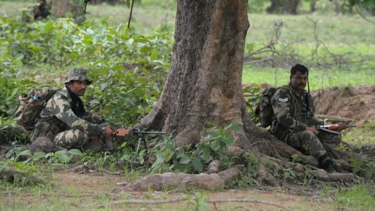 Ratusan Pemberontak Maois India Serang Polisi, 24 Petugas Tewas
