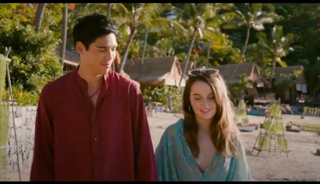 <p>Maxime Bouttier di film Hollywood berjudul Ticket to Paradise (Foto: Youtube Universal Pictures)</p>