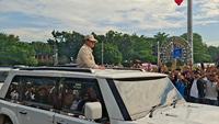 Presiden Prabowo tiba menghadiri peringatan Hari Buruh Internasional atau May Day 2026 di Monas, Jakarta, Jumat (1/5/2026). (Liputan6.com/Rifqy Alief Abiyya)