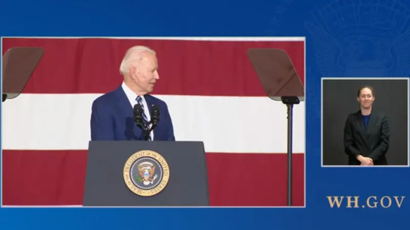 Presiden AS Joe Biden di pangkalan militer Virginia.