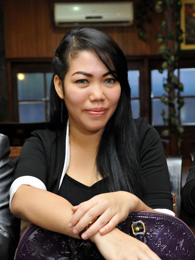 Pengacara Krisna Mukti Kerja Di Dpr Istrinya Kerja Malam Showbiz Liputan6 Com