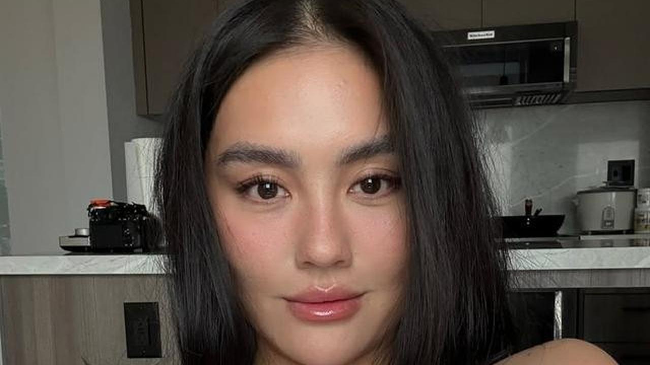 Agnez Mo Tangkis Rumor Terjebak di Dubai Gara-gara Israel dan AS Serang Iran: Saya Baik-Baik Saja