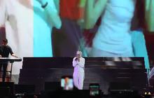 FOTO: Lagu-Lagu Melly Goeslaw di Synchronize Fest 2023 Bikin Para Penonton Terbawa Ingatan Manis Masa Lalu