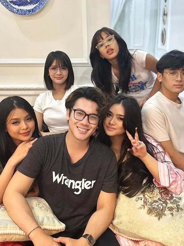 Mulan Jameela bersama anak-anak (Instagram/mulanjameela1)