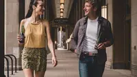 How to Talk to Girls: 15 Proven Tips for Getting Closer to Your Crush