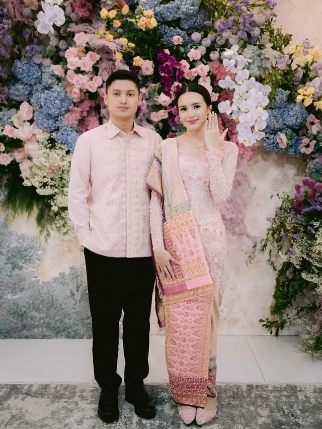 Intip Perjalanan Cinta Beby Tsabina dan Rizki Natakusumah, Mulai dari Pacaran hingga Menikah