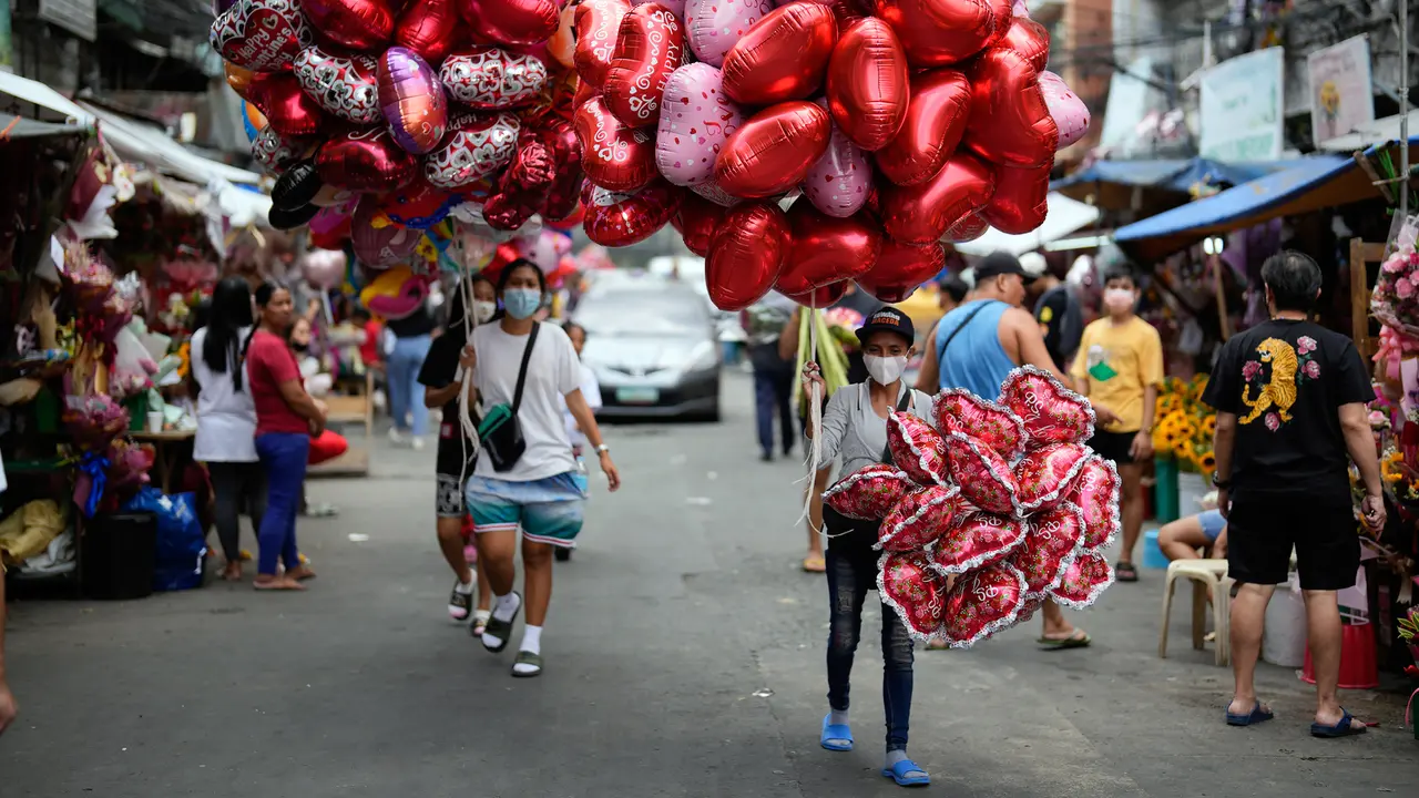 Sambut Hari Valentine, Pedagang Bunga di Filipina Jual Buket dari Bumbu Dapur