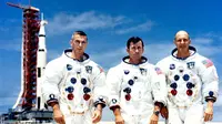 Awak Apollo 10 di Kennedy Space Center. (NASA)