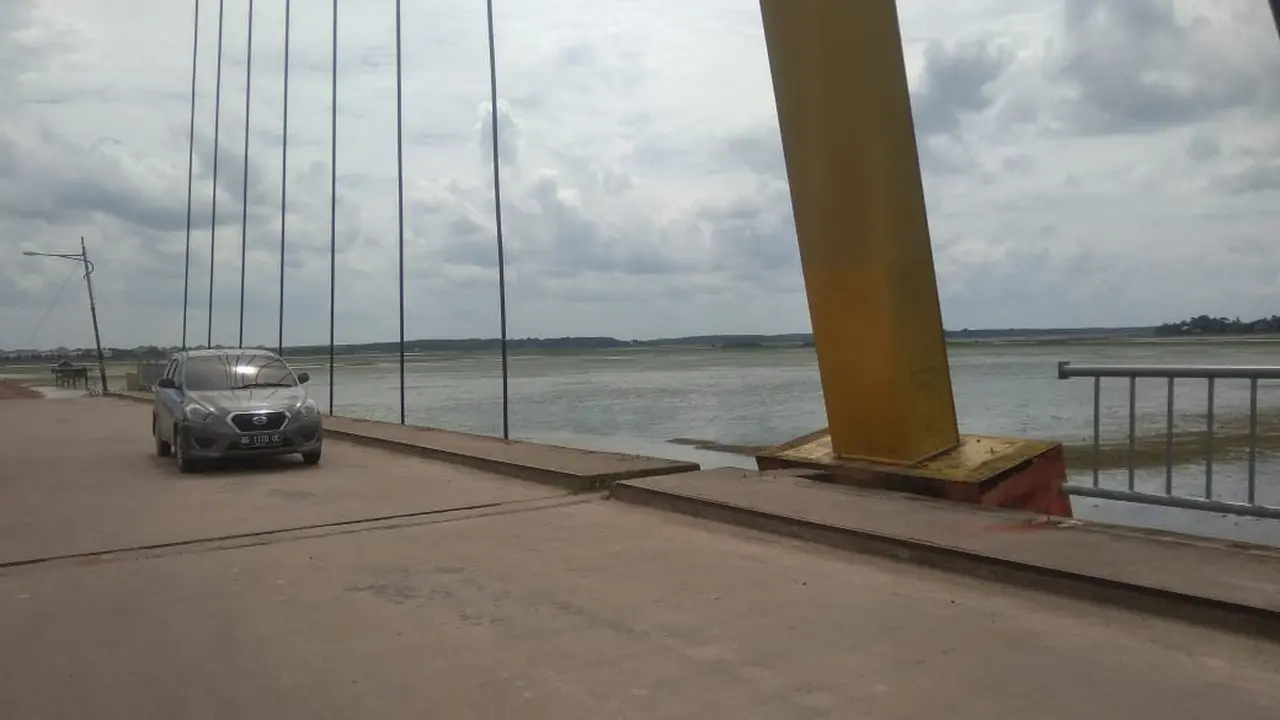 Jadi Calon Pusat Wisata Baru, Pagar Jembatan Pesona Ogan Ilir Malah Dicuri