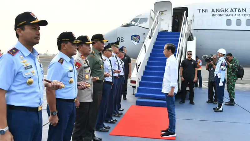 Presiden Jokowi kembali bertolak ke Palu, Sulawesi Tengah. (Foto: Biro Pers Kepresidenan)