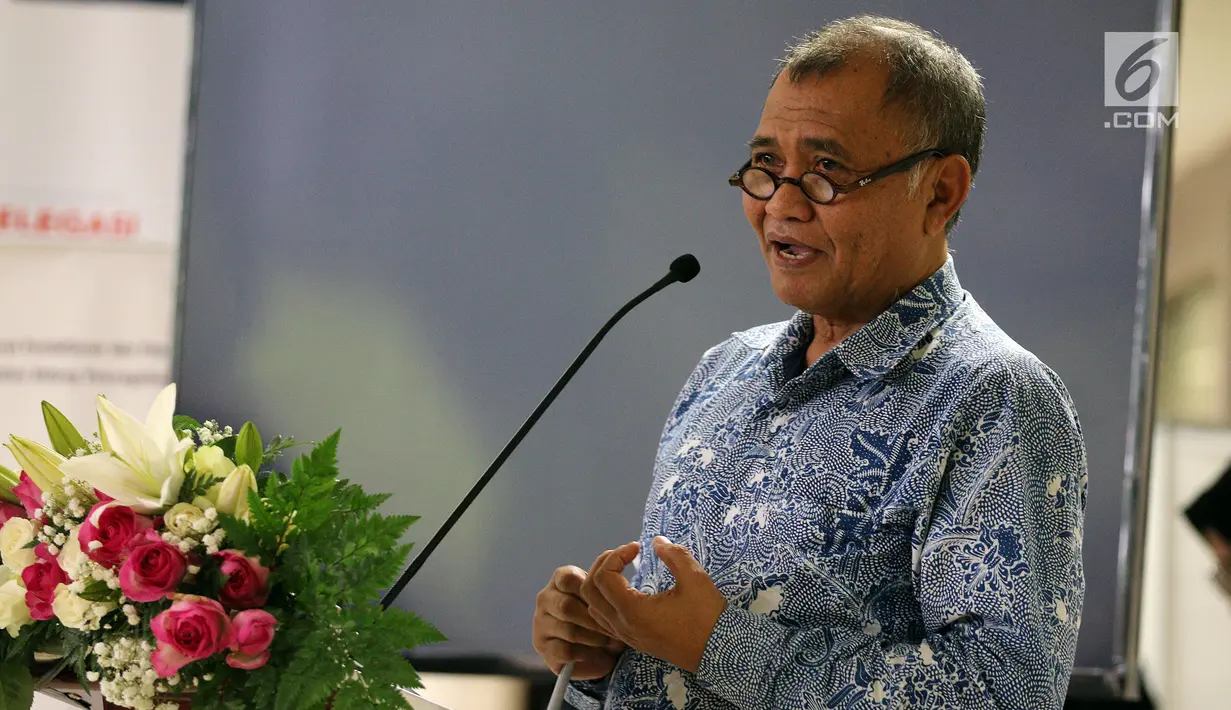Ketua KPK Agus Rahardjo memberi sambutan pada peresmian klinik LHKPN elektronik di Kompleks Parlemen Senayan, Senin (12/2). Tujuan pembukaan  ini untuk mempermudah anggota DPR melaporkan harta kekayaan kepada KPK. (Liputan6.com/Johan Tallo)