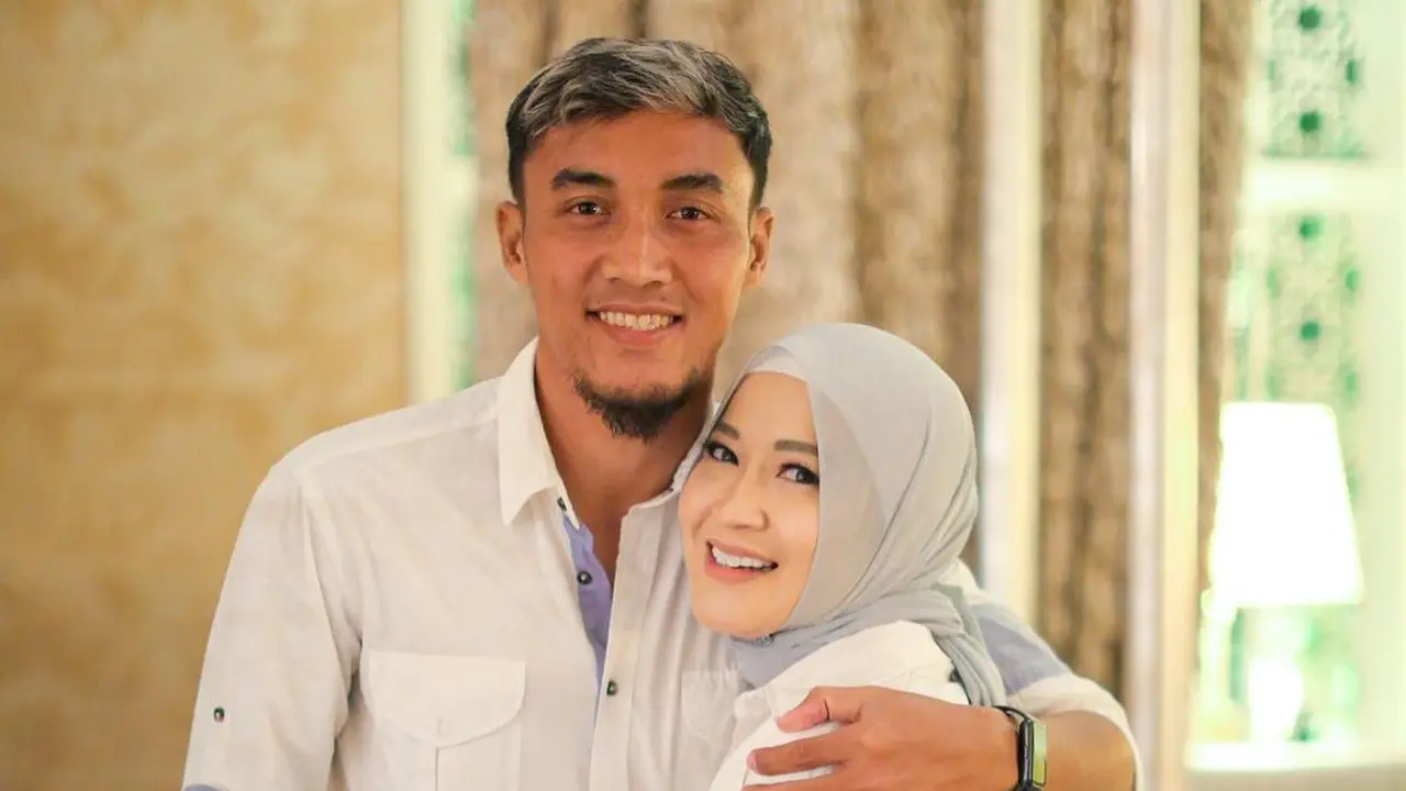 Okie Agustina dan Gunawan Dwi Cahyo