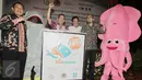 Dirjen Pengelolaan Ruang Laut, KKP, Agus Dermawan, VP RARE Indonesia Taufiq Alimi, Sekretaris Dirjen Konservasi SDA dan Ekosistem Agus Budi Santoso , Ketua Yayasan KNTI Riza Damanik (ki-ka) , Jakarta, (17/2). (Liputan6.com/Faizal Fanani)