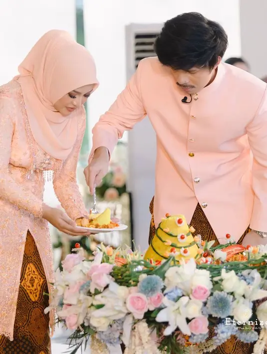 <p>(Instagram/attahalilintar)</p>