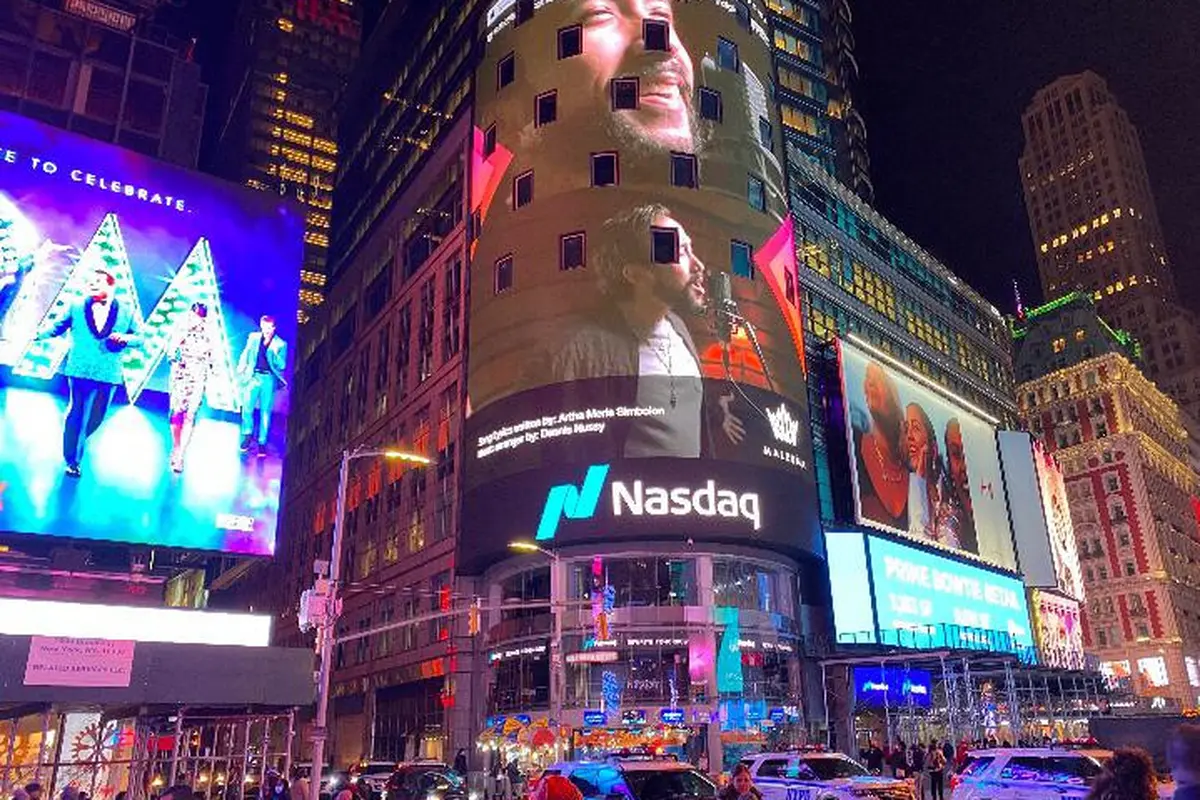 Videoklip musik Maruli Tampubolon terpampang di layar raksasa di Times Square (ist)