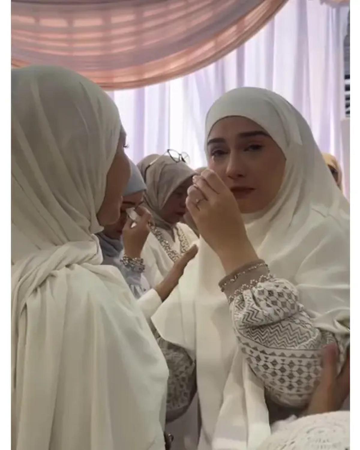 6 Momen Walimatus Safar Irish Bella dan Haldy Sabri Jelang Haji, Boyong Adik